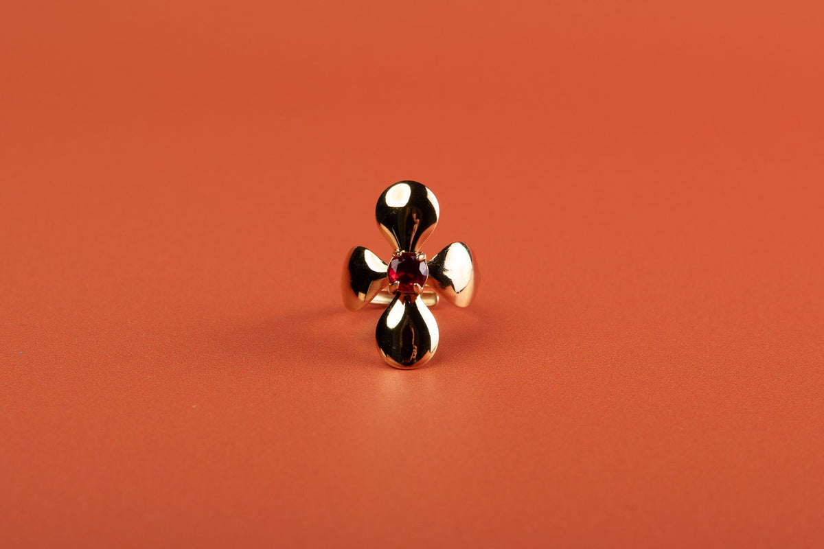 Ring Ruby Bloom